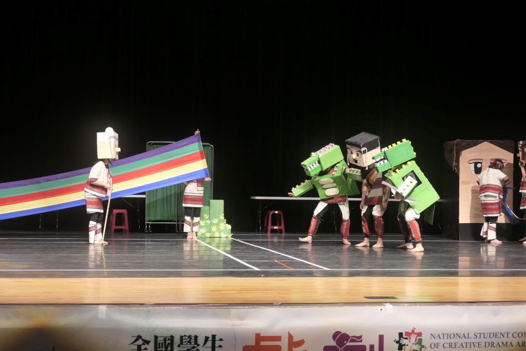 圖6.桃園市私立至善高中演出的《神靈虹橋》。