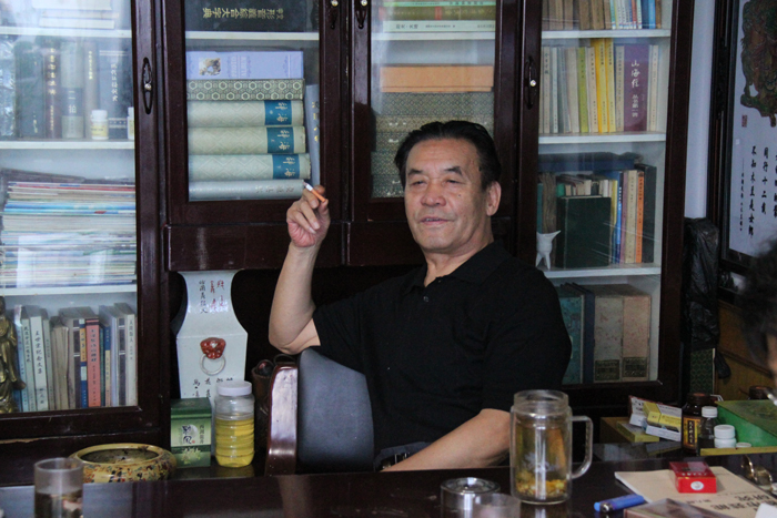 于振声氏